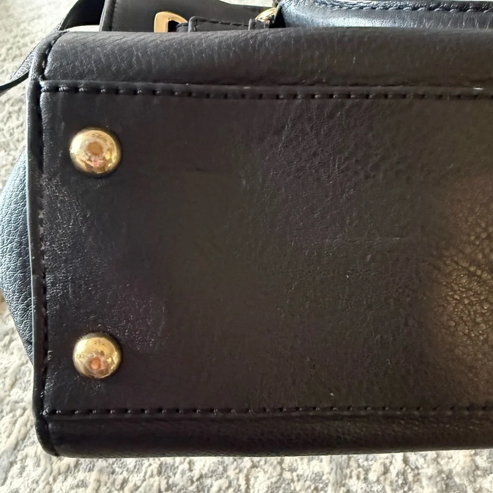 Michael Kors Hamilton East West Medium Black Pebbled Leather Bag, Gold Hardware